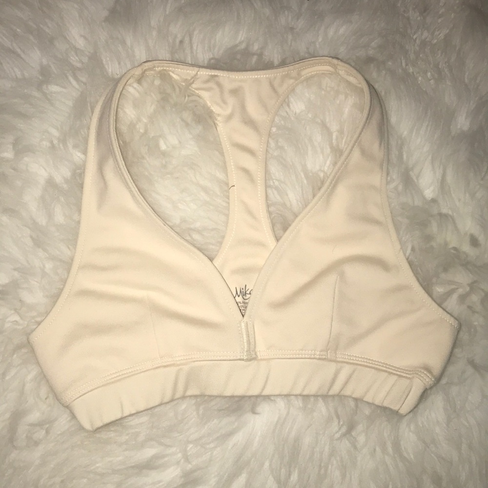 Mika yoga bra